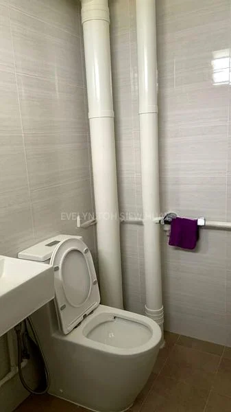 Executive HDB for Rent in 161 Yung Ping Road - Image 8