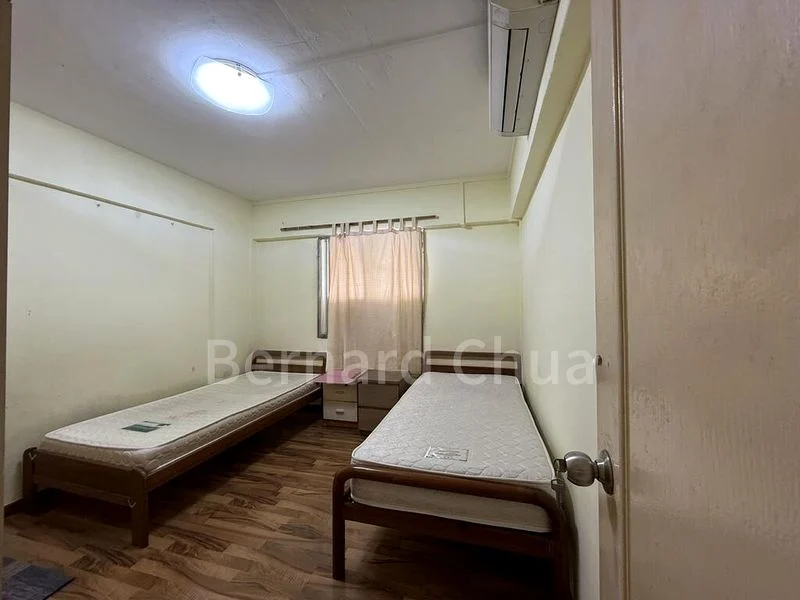 3 Room (3NG) HDB for Sale in  376 Clementi Avenue 4 - Image 1