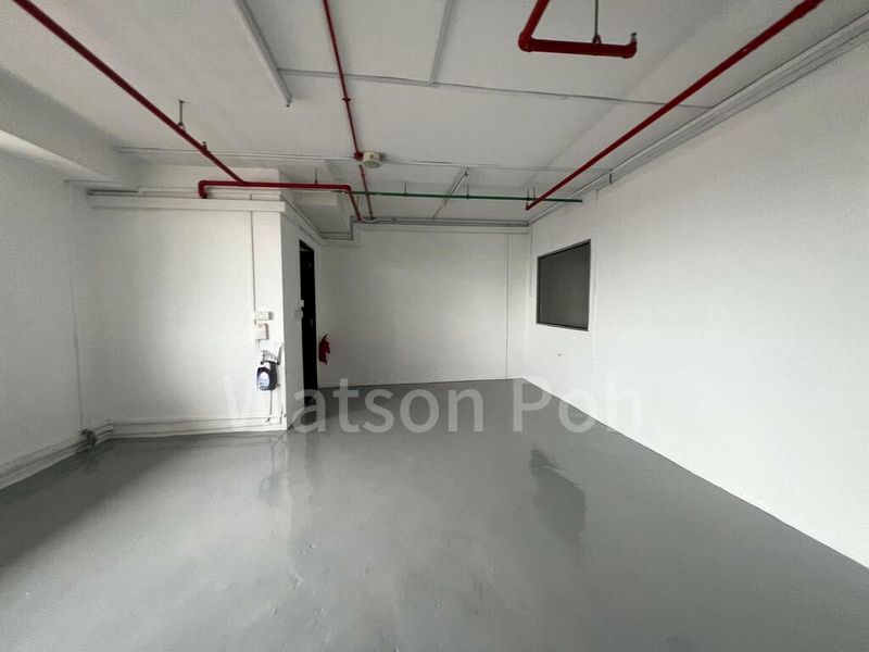 Factory / Workshop (B2) for Sale: Loyang Enterprise Building - Image 4