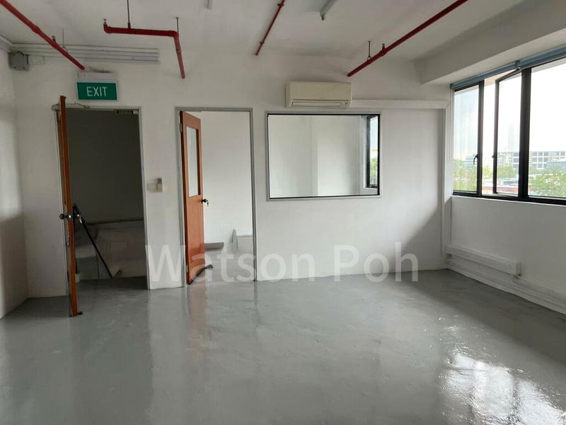 Factory / Workshop (B2) for Sale: Loyang Enterprise Building - Image 5