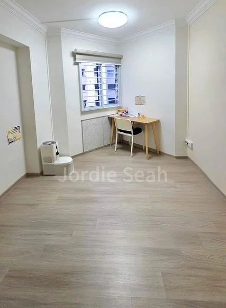 Common Room (HDB) for Rent in  258D Compassvale Road - Image 1