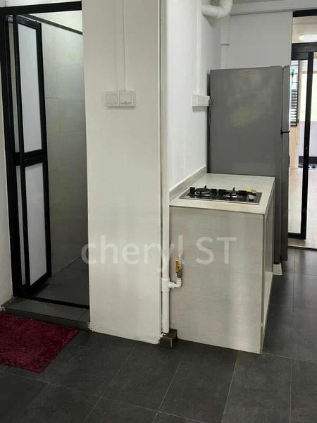 3 Room (3I) HDB for Rent in  30 Jalan Klinik - Image 8