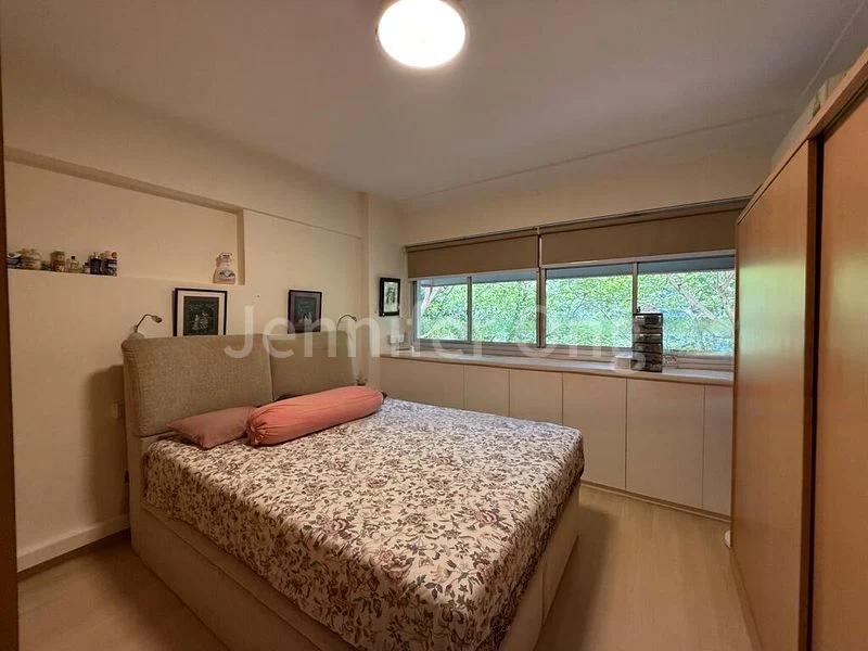 5 Room (5I) HDB for Sale in 514 Pasir Ris Street 52 - Image 5