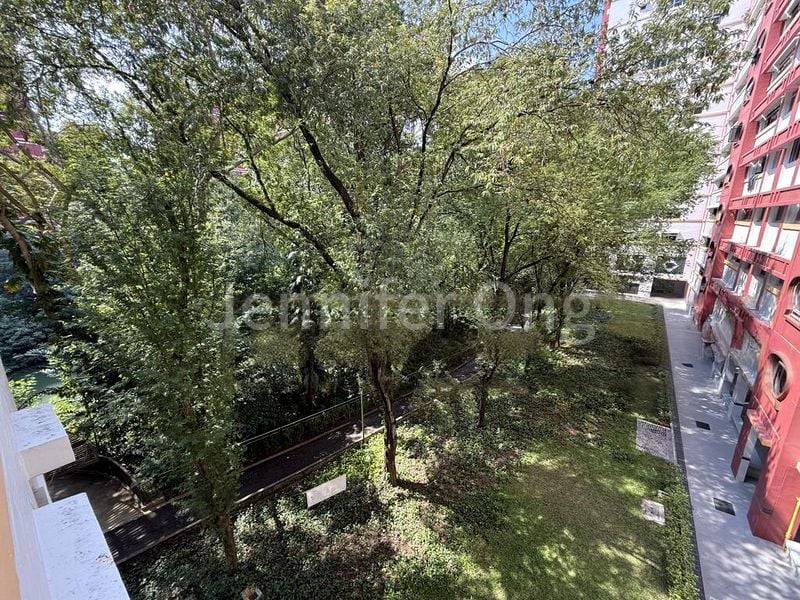 5 Room (5I) HDB for Sale in 514 Pasir Ris Street 52 - Image 3