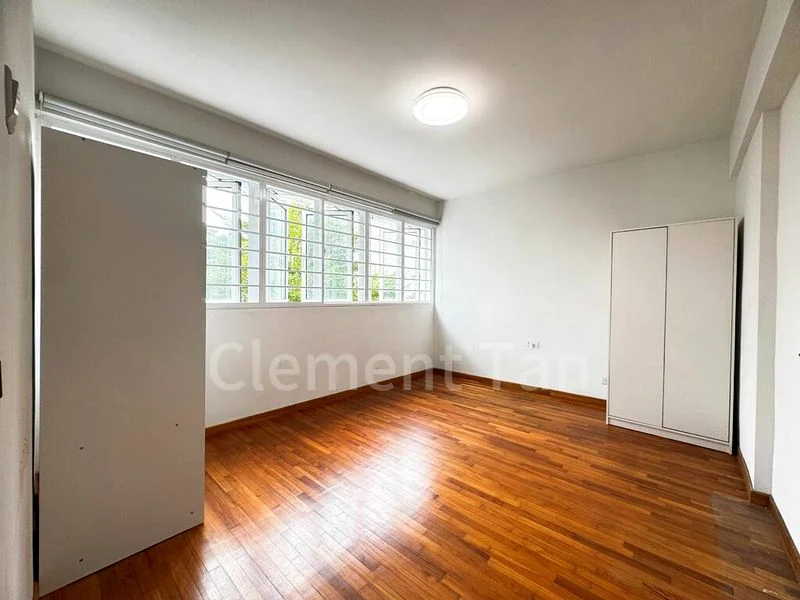 5 Room (5STD) HDB for Sale in  20 Holland Drive - Image 14