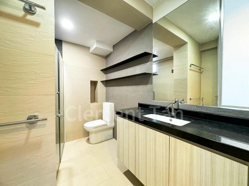 5 Room (5STD) HDB for Sale in  20 Holland Drive - Image 6