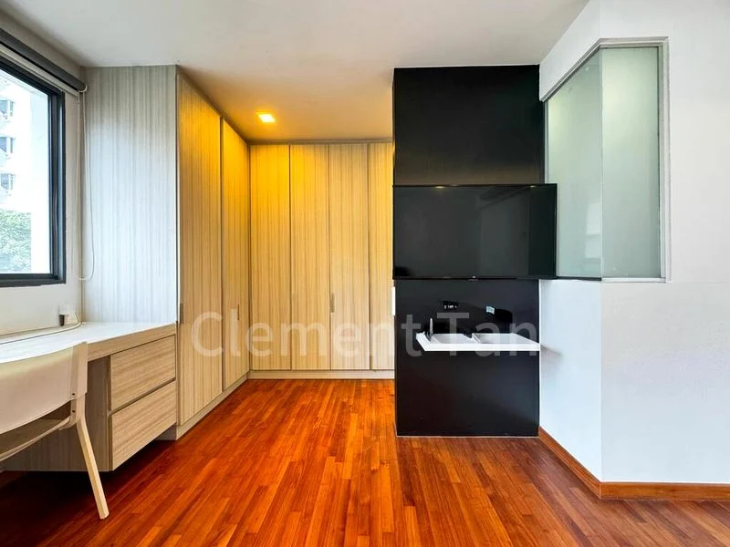 5 Room (5STD) HDB for Sale in  20 Holland Drive - Image 8