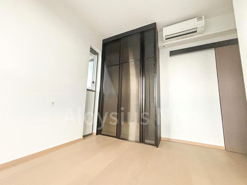 2 Bed Condo for Rent in  Newport Residences / Newport Tower - Image 9