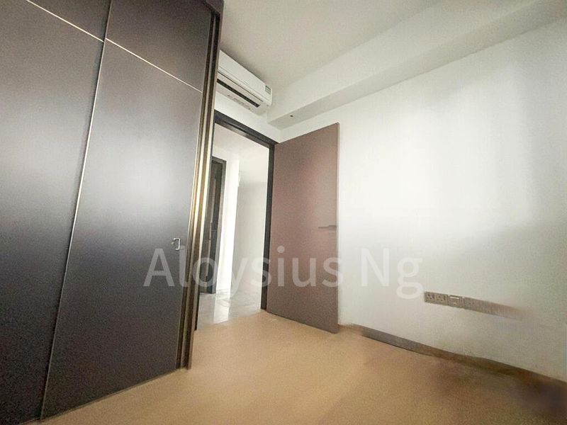 2 Bed Condo for Rent in  Newport Residences / Newport Tower - Image 6