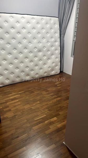Common Room (HDB) for Rent in 518 Tampines Central 7 - Image 5