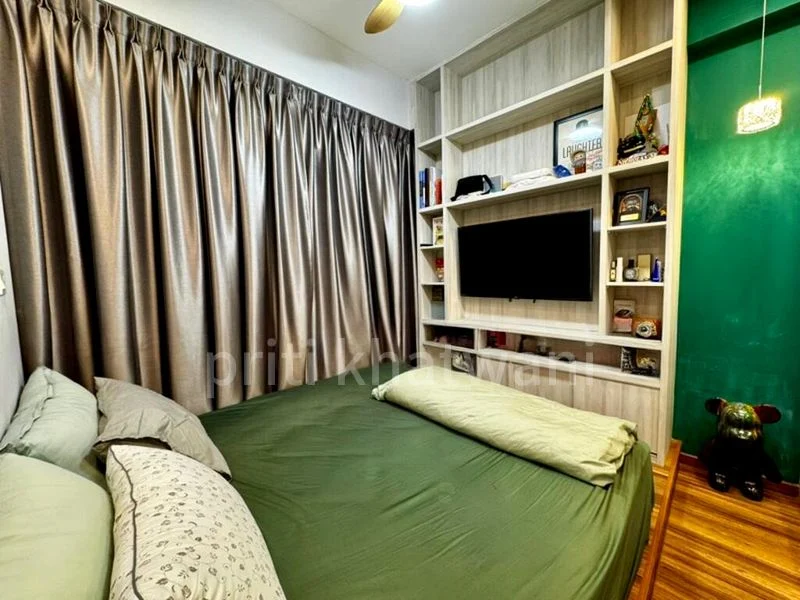 2 Bed Executive Condo for Sale in  Watercolours - Image 4
