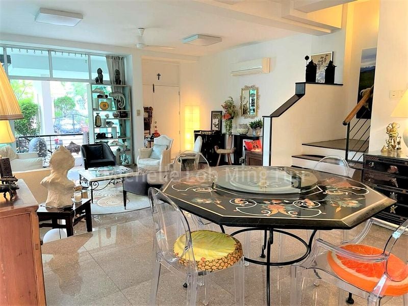 6 Bed Semi-Detached House (Landed) for Rent in  Serangoon Garden Estate - Image 2