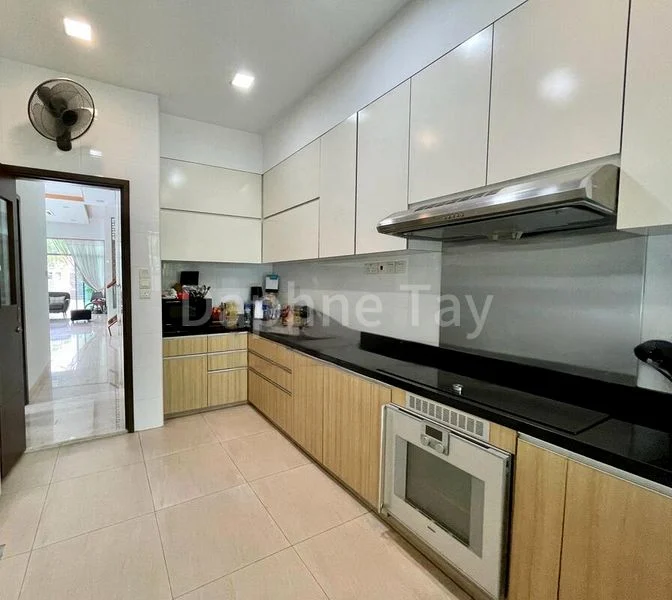 4+1 Bed Semi-Detached House (Landed) for Sale in  Bo Seng Avenue - Image 3