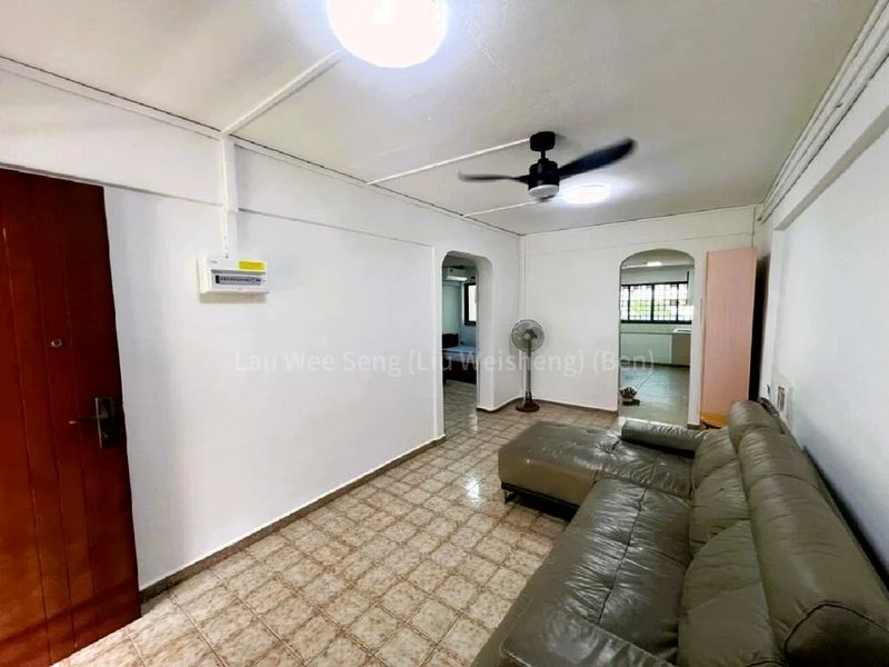 3 Room (3NG) HDB for Rent in 705 Clementi West Street 2 - Image 5