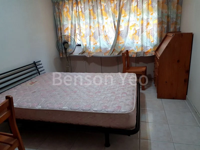 Executive HDB for Rent in 334 Tampines Street 32 - Image 3