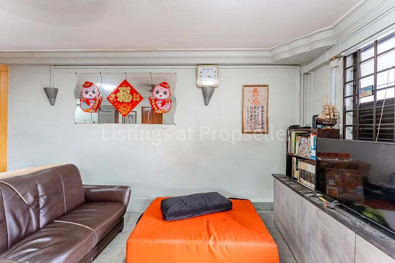 3 Room (3S) HDB for Sale in 36 Circuit Road - Image 3