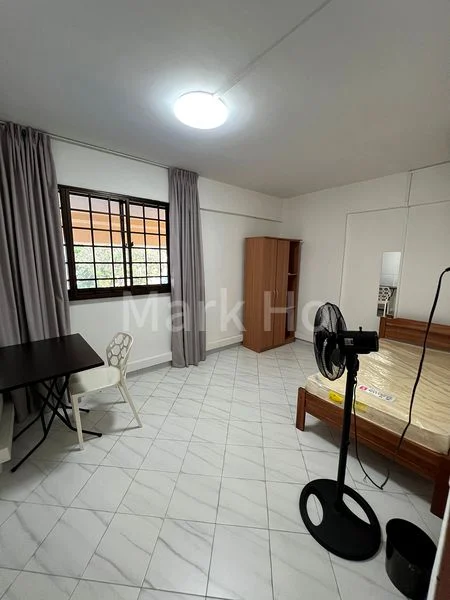 Common Room (HDB) for Rent in  227 Tampines Street 23 - Image 5