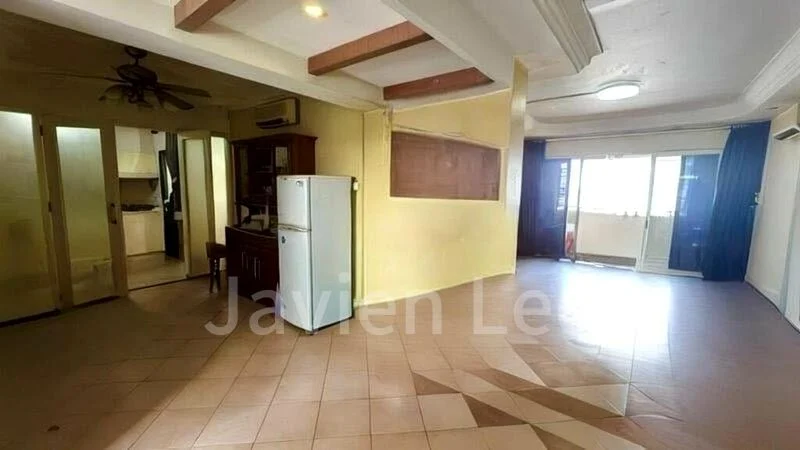 5 Room (5A) HDB for Sale in  356 Tampines Street 33 - Image 1