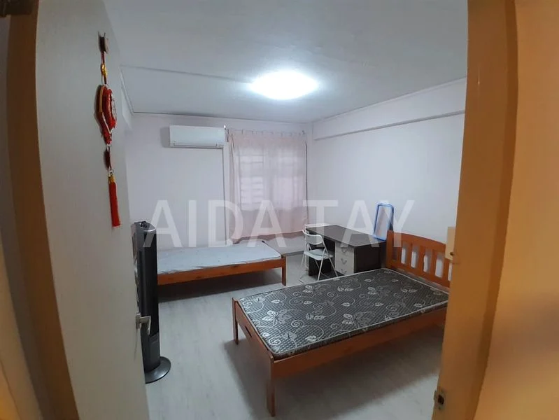 Common Room (HDB) for Rent in  59 Marine Terrace - Image 1