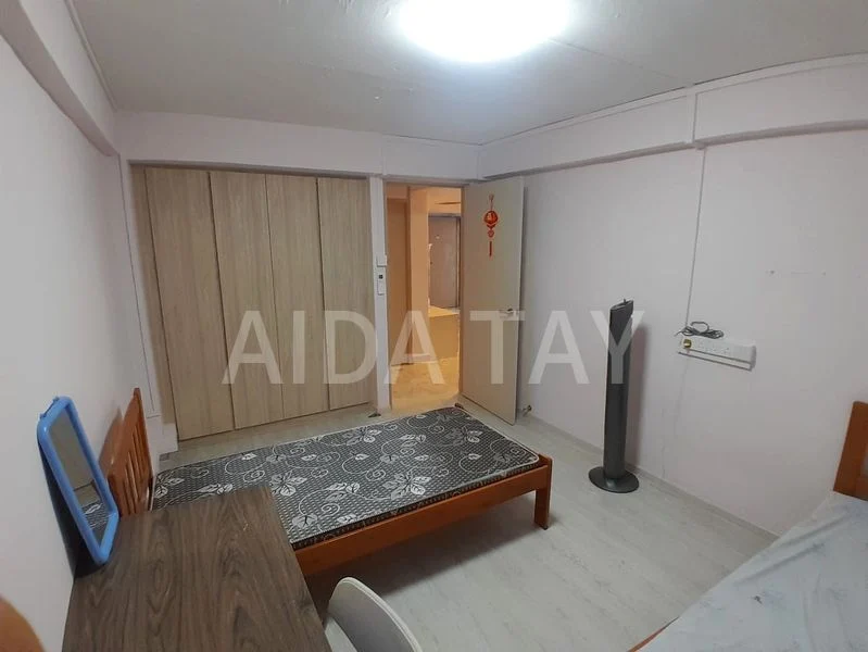 Common Room (HDB) for Rent in  59 Marine Terrace - Image 2