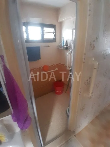 Common Room (HDB) for Rent in  59 Marine Terrace - Image 6