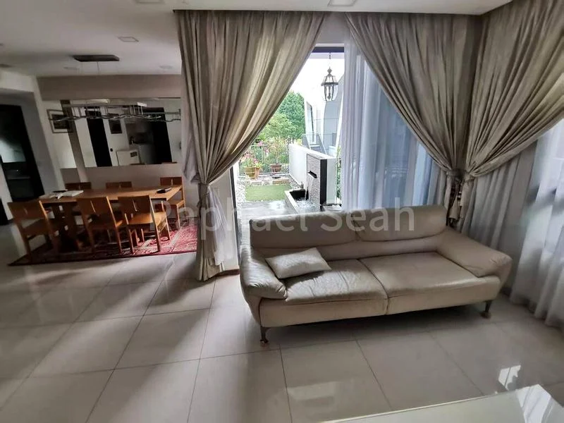 4 Bed Condo for Rent in  Vue 8 Residence - Image 6