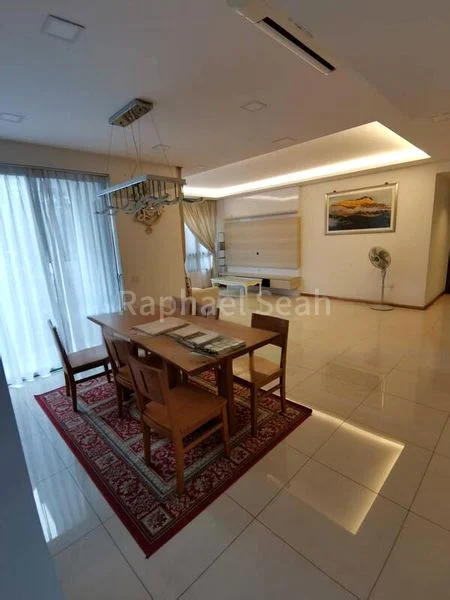 4 Bed Condo for Rent in  Vue 8 Residence - Image 8