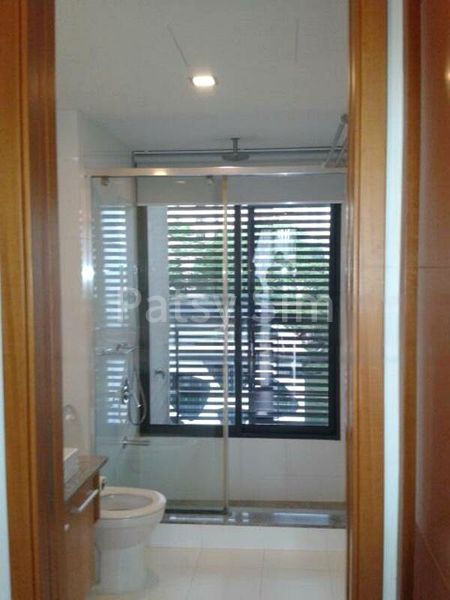 2 Bed Apartment (Condo) for Rent in  The Pier At Robertson - Image 11