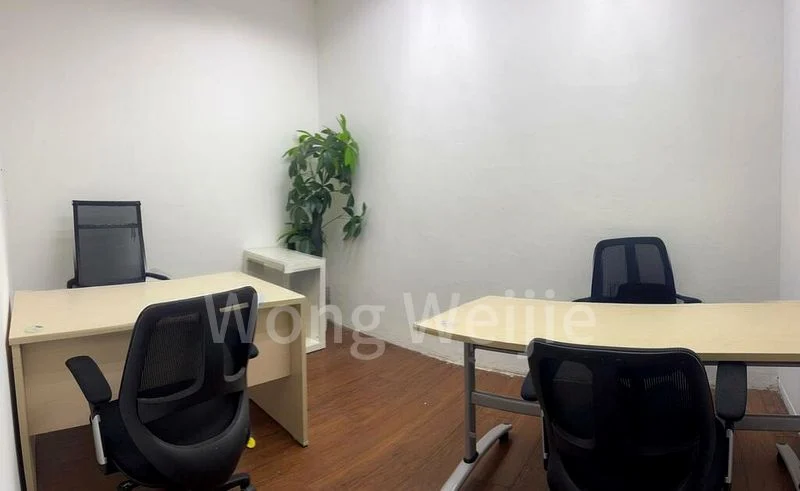 Office for Rent: Sultan Plaza - Image 2