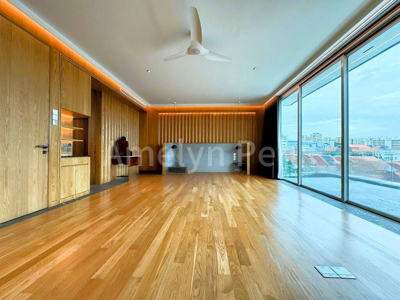 5 Bed Bungalow (Landed) for Sale in  Sembawang Hills Estate - Image 2