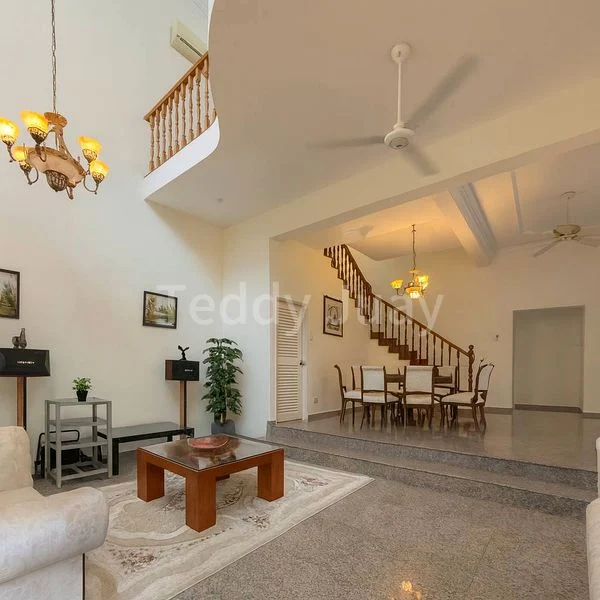5 Bed Semi-Detached House (Landed) for Rent in  Eastwood Road - Image 1