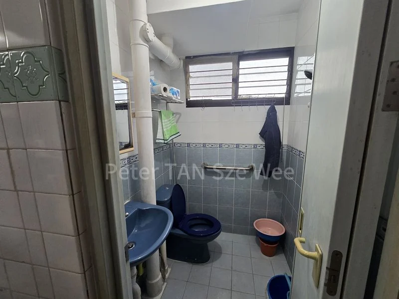 Common Room (HDB) for Rent in  675 Hougang Avenue 8 - Image 3