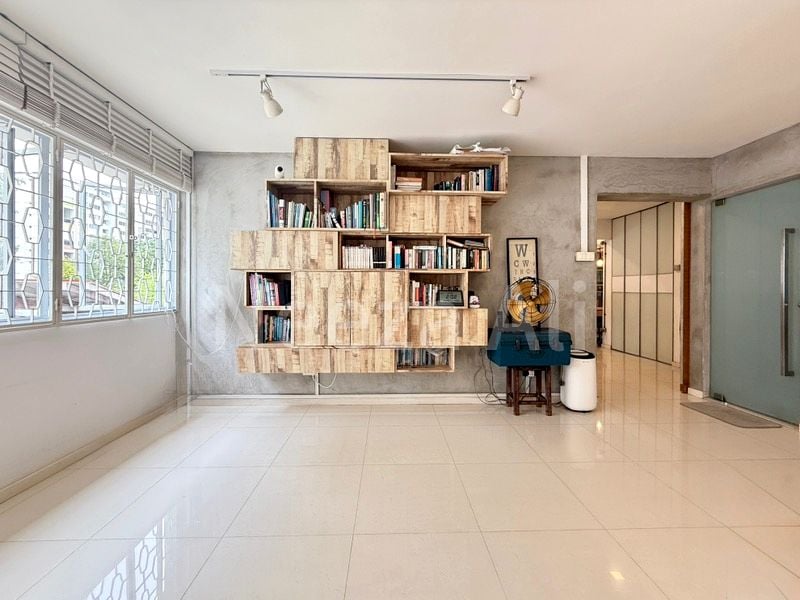 Executive HDB for Sale in  359 Yishun Ring Road - Image 14