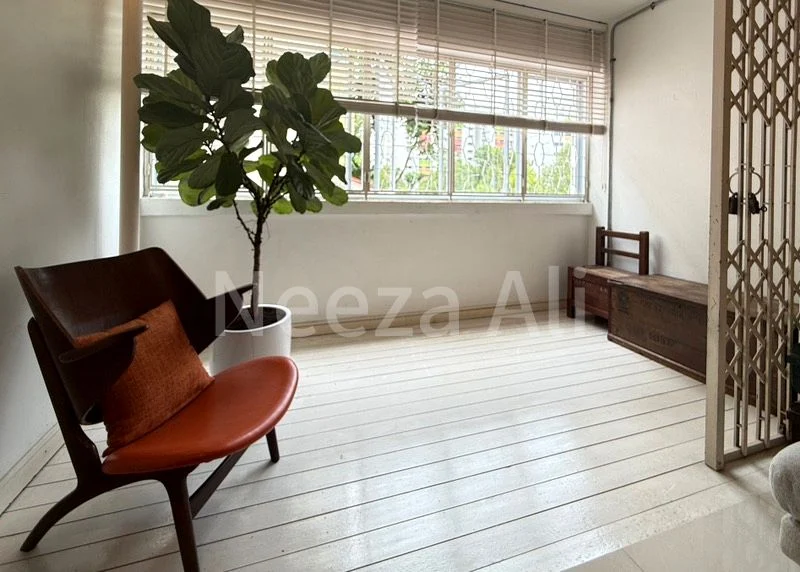 Executive HDB for Sale in  359 Yishun Ring Road - Image 2