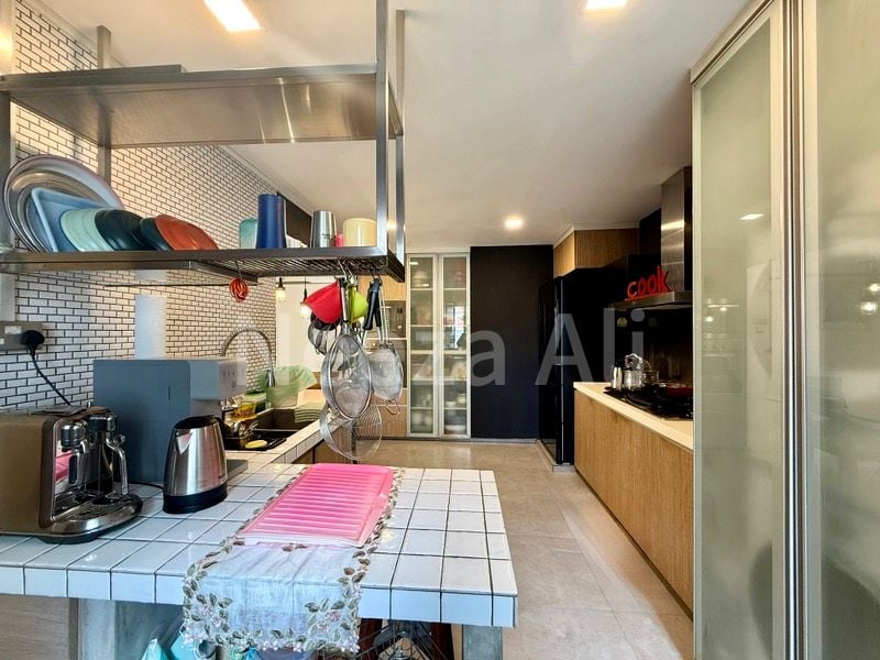 Executive HDB for Sale in  359 Yishun Ring Road - Image 9