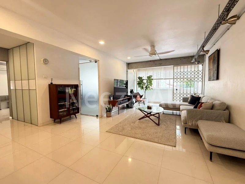 Executive HDB for Sale in  359 Yishun Ring Road - Image 5