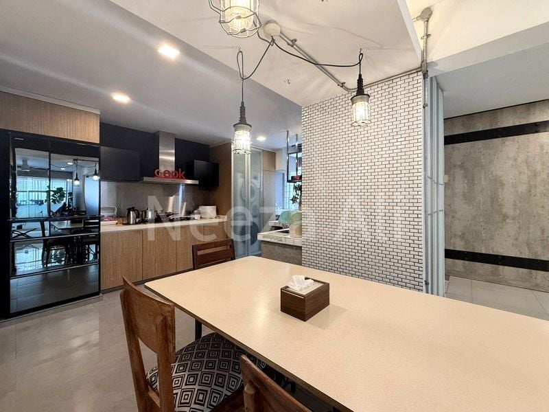 Executive HDB for Sale in  359 Yishun Ring Road - Image 6