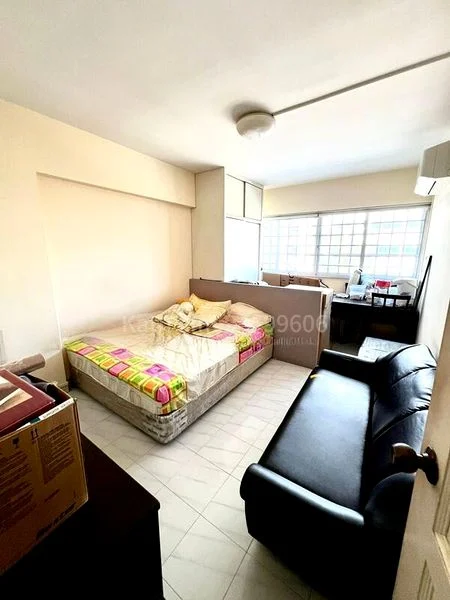 Executive HDB for Sale in  614 Yishun Street 61 - Image 3