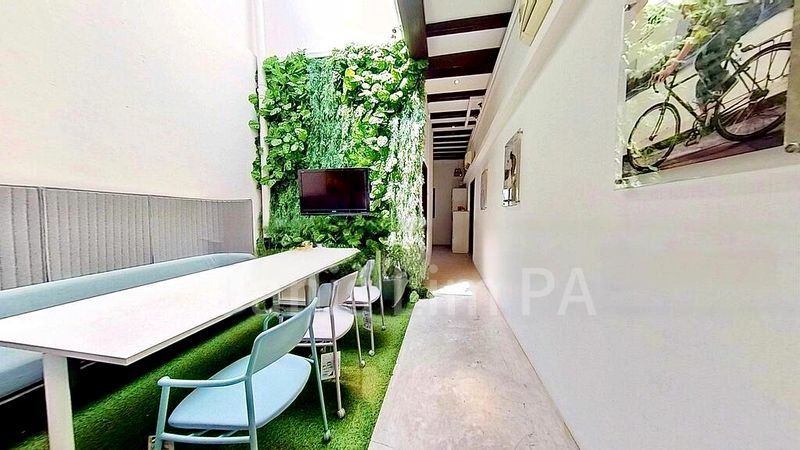 Shop / Shophouse for Rent: duxton - Image 1