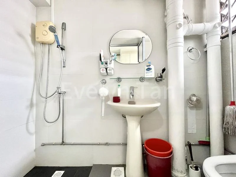 4 Room (4NG) HDB for Rent in  303B Anchorvale Link - Image 6