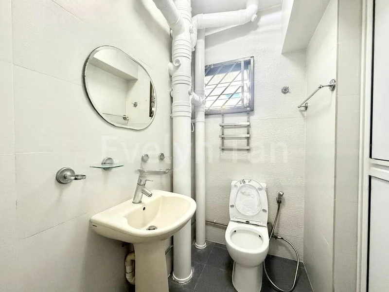 4 Room (4NG) HDB for Rent in  303B Anchorvale Link - Image 10