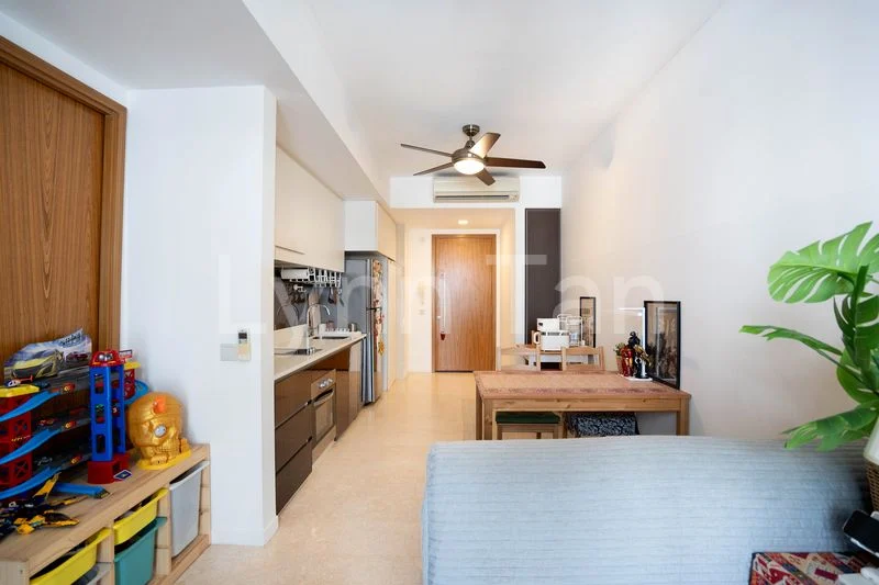 1 Bed Condo for Sale in  Waterbank At Dakota - Image 2