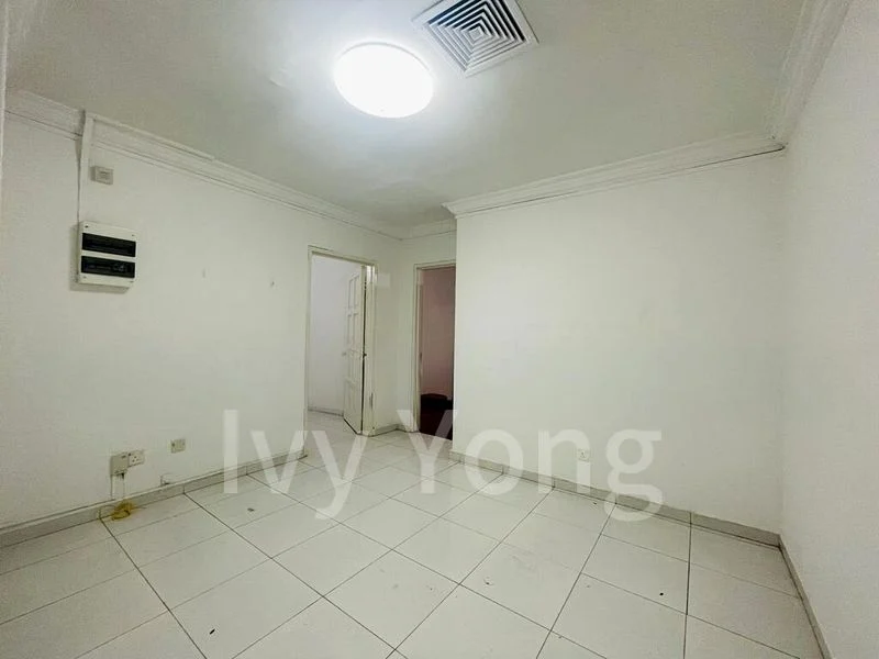 3 Bed Apartment (Condo) for Rent in  336 River Valley - Image 4