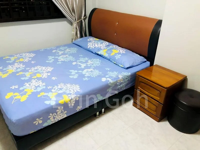 Common Room (HDB) for Rent in  708 Woodlands Drive 70 - Image 1