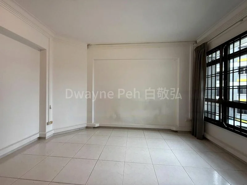 5 Room (5I) HDB for Rent in  587 Woodlands Drive 16 - Image 3
