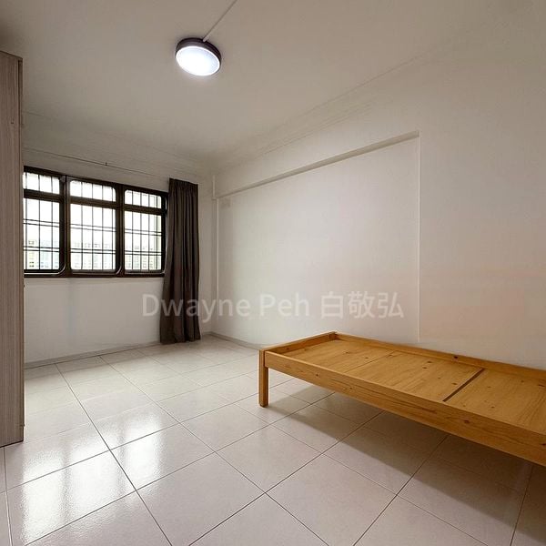 5 Room (5I) HDB for Rent in  587 Woodlands Drive 16 - Image 5