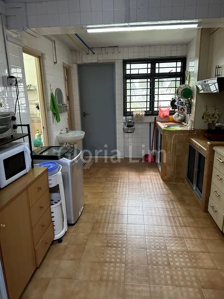 Common Room (HDB) for Rent in  233 Lorong 8 Toa Payoh - Image 1