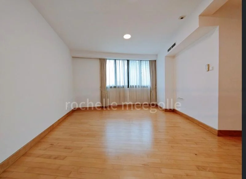 4 Bed Condo for Rent in Grange 70 - Image 4