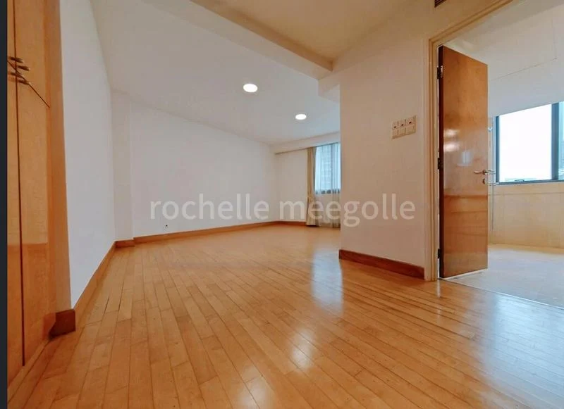 4 Bed Condo for Rent in Grange 70 - Image 6