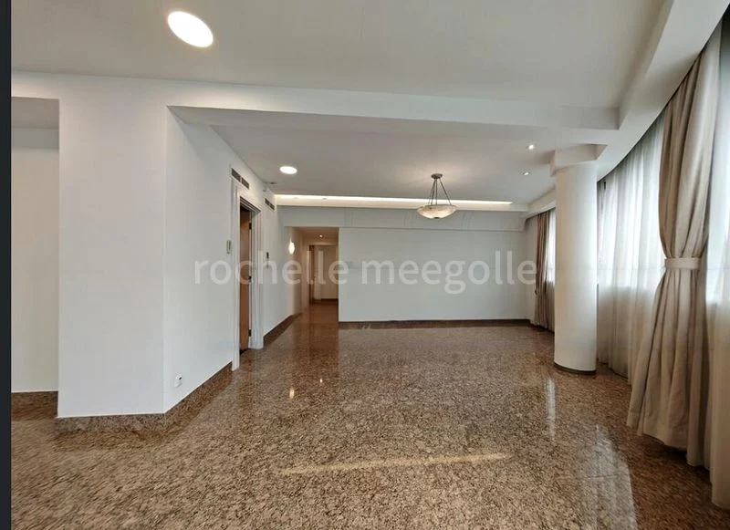 4 Bed Condo for Rent in  Grange 70 - Image 15